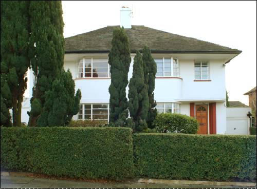 04-6 Ludlow Way
